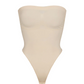 SKIMS STRAPLESS Thong Bodysuit Sculpt Sculpt من Skims Kim Kardashian 